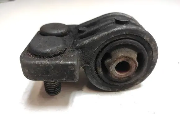 Volvo S60 Engine mount bracket 9445335