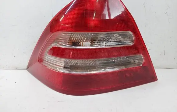 Mercedes-Benz C W203 Rear/tail lights