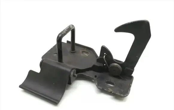Seat Altea XL Engine bonnet/hood lock/catch 5P0823480