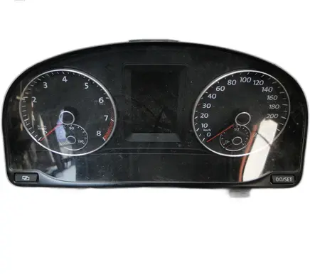 Volkswagen Touran II Speedometer (instrument cluster) 1T0920861C