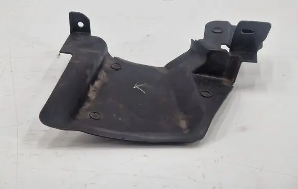 Jaguar XE Intercooler air guide/duct channel GX738311AA