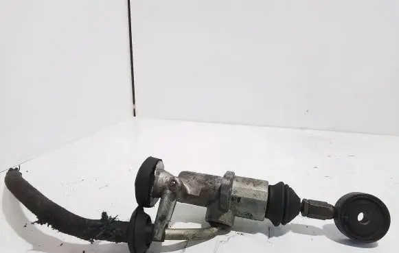Audi A4 S4 B5 8D Clutch master cylinder 8D2721401