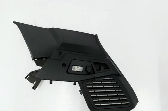 Trunk/boot side trim panel