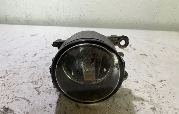 Suzuki Grand Vitara II Front fog light 3550063J01000 89204002
