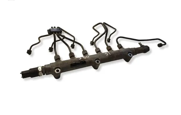 Volvo S80 Fuel main line pipe 8658252 0445215010