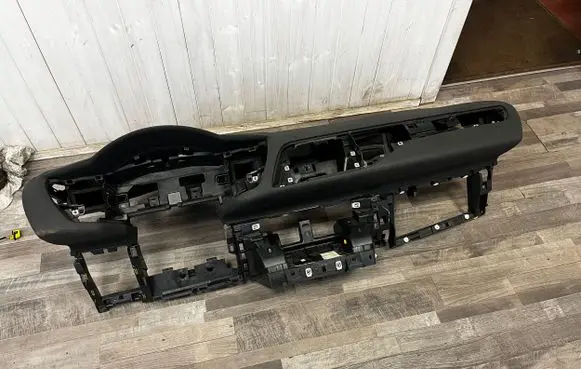 Citroen C5 Dashboard 96700916ZD 113410046