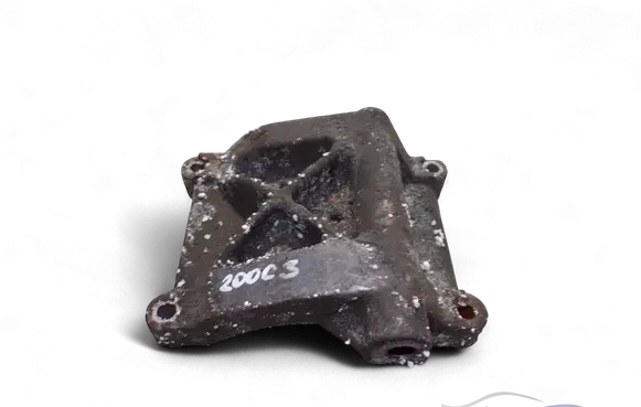 Audi 200 A/C compressor mount bracket 034260885B