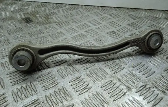 Mercedes-Benz C W205 Rear control arm 20402