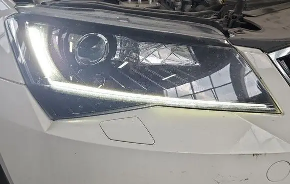 Skoda Superb B8 (3V) Headlight/headlamp 3V1941016A IMPRK1505270
