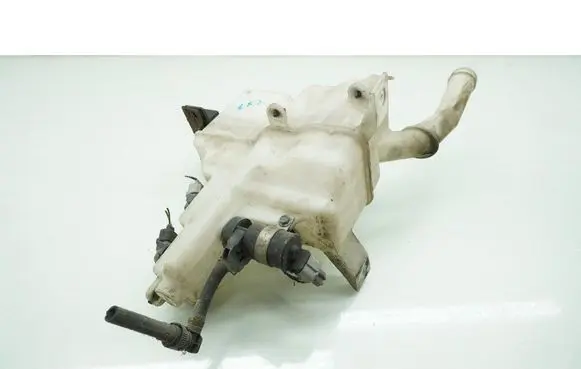 Mazda CX-7 Windshield washer fluid reservoir/tank 