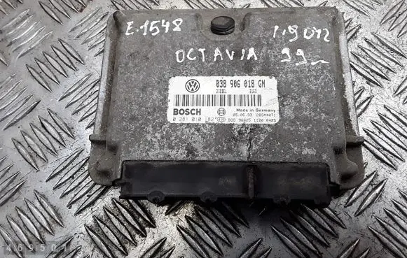 Skoda Octavia Mk1 (1U) Engine control unit/module