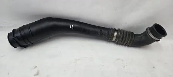 Renault Trafic III (X82) Fuel tank filler neck pipe 172214036R 93455647