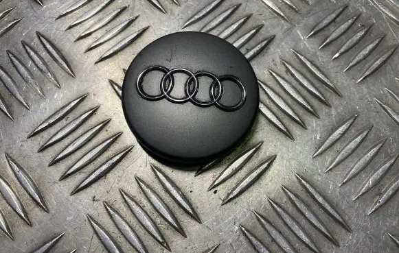 Audi A6 S6 C6 4F Original wheel cap 4B0601170