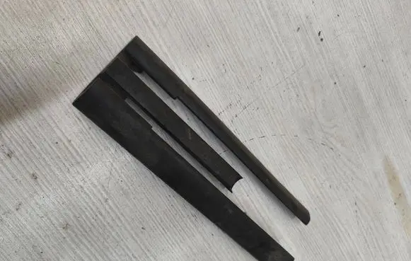 Volkswagen Phaeton Front driver seat rail trim 3D0881088