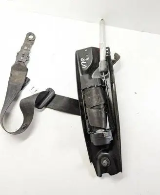 Volvo V70 Front seatbelt 6069365