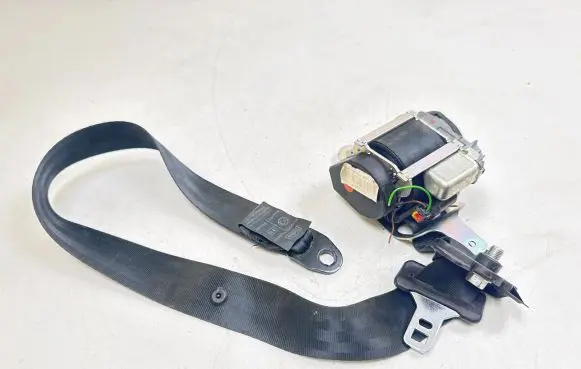 KIA Ceed Front seatbelt 0436094
