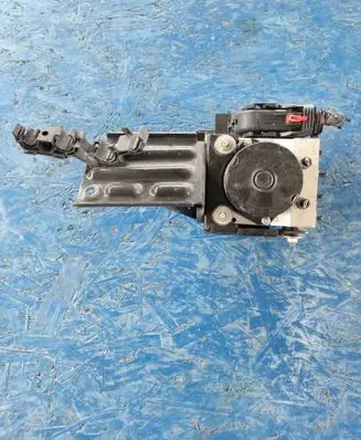 Seat Ibiza IV (6J,6P) ABS Pump 6R0907379R