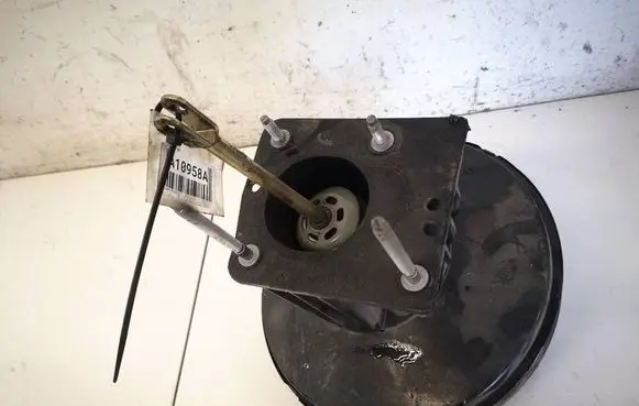 Peugeot 407 Brake booster 9657237180