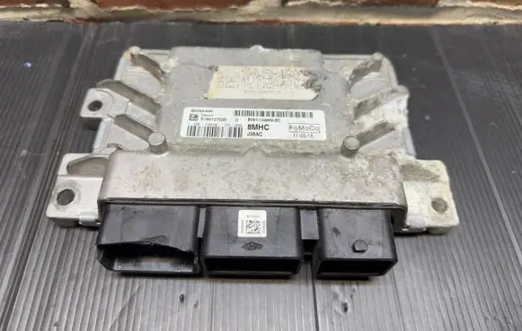 Ford Focus Engine control unit/module BV6112A650BC BV6112A650BD S180127006