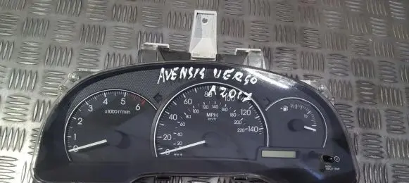 Toyota Avensis Verso Speedometer (instrument cluster) 8380044540 83800-44540