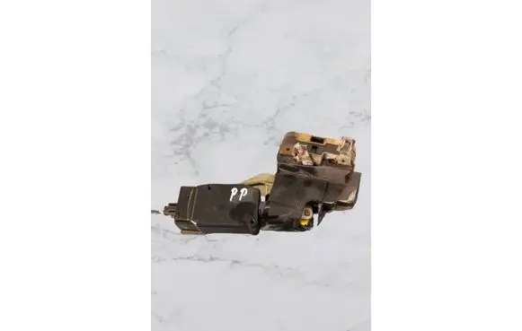 Volvo S40, V40 Front door lock