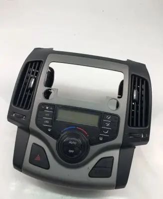 Hyundai i10 Interior fan control switch 972502L610