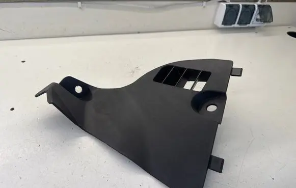 Renault Trafic II (X83) Dashboard lower bottom trim panel 8200410458 91201370099 93854142