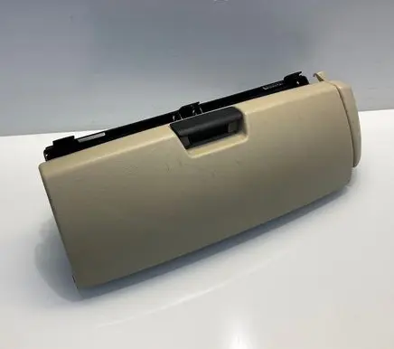 Mercedes-Benz S W221 Seat trim A2219100654 2219100654