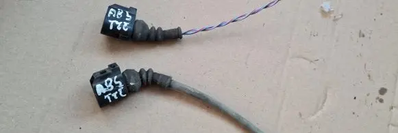 Audi Q3 F3 Rear ABS sensor wiring 8E0973702
