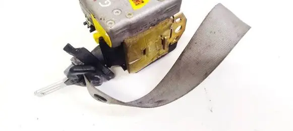 Mercedes-Benz S W220 Front seatbelt