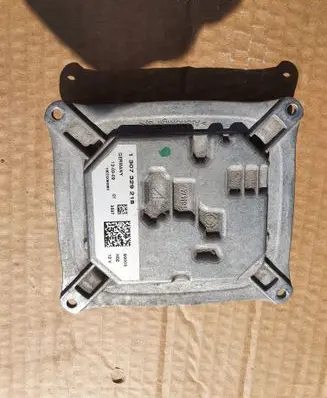 Audi A4 S4 B8 8K Headlight ballast module Xenon 1307329218 10EEG080080
