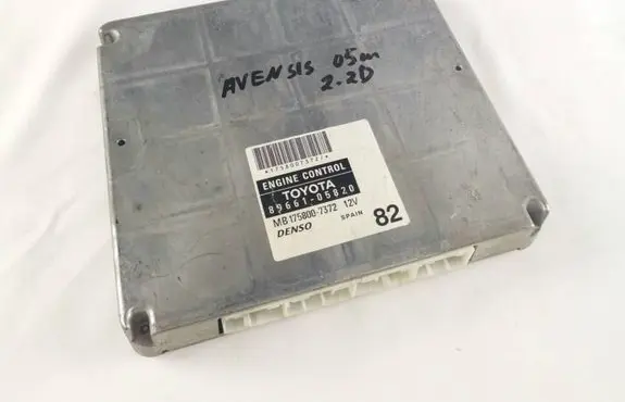 Toyota Avensis T250 Engine control unit/module MB1758007372 1758007372 8966105820