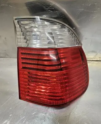 BMW 5 E39 Rear/tail lights 6902532