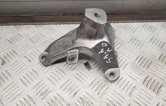 Audi S5 Engine mounting bracket 4G0199308N