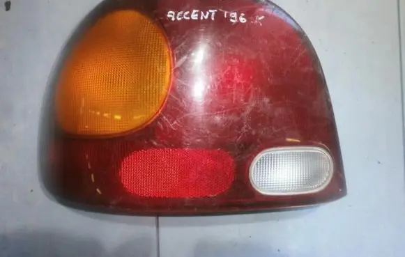 Hyundai Accent Rear/tail lights 92401222