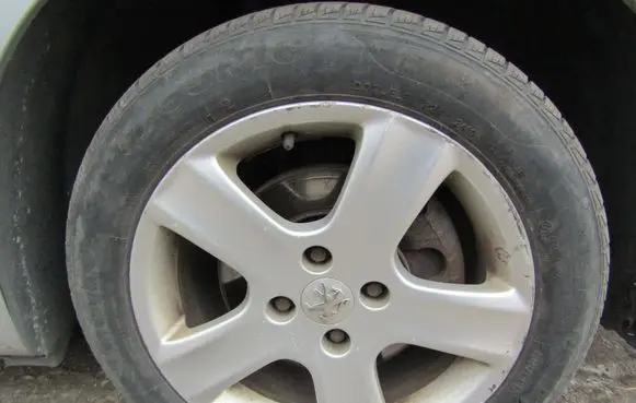 Peugeot 307 CC R12 alloy rim 