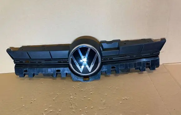Volkswagen Up Front bumper upper radiator grill 1S0853653A