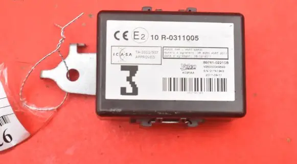 Toyota Avensis T220 Engine control unit/module ECU 10R-0311005