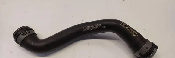 Mercedes-Benz GLC C253 Engine coolant pipe/hose A25335013782