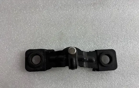 Volkswagen PASSAT B6 Loading door lock loop/hook striker 3C9827507