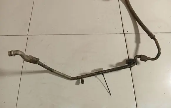 Toyota Yaris Air conditioning (A/C) pipe/hose