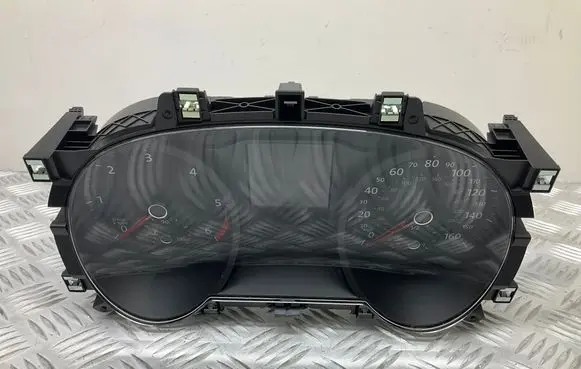 Speedometer (instrument cluster)