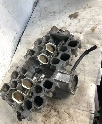 Infiniti FX Intake manifold