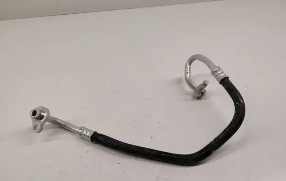 Volvo V60 Air conditioning (A/C) pipe/hose 31497391