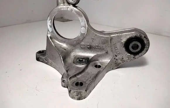 Mitsubishi Grandis Engine mounting bracket 14400128001