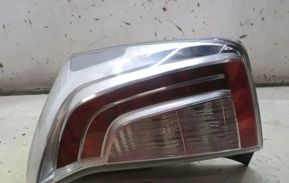 Toyota Prius (XW30) Rear/tail lights