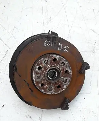 Volkswagen Touran I Front wheel hub 1K0407621F