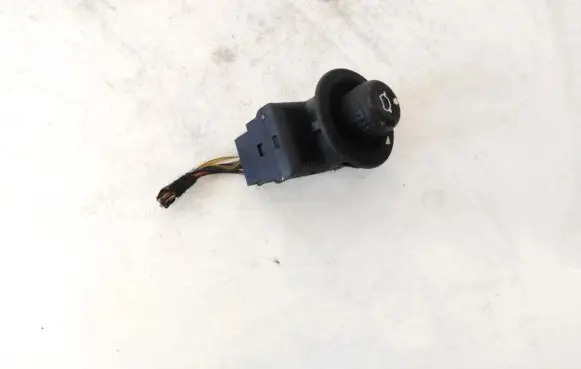 Ford Focus Wing mirror switch 93bg17b676bb 93bg-17b676-bb