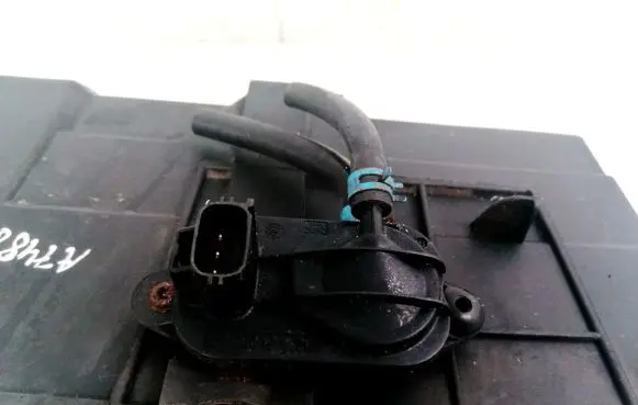 Ford Focus Exhaust gas pressure sensor 3M5A5L200AB 3M5A-5L200-AB
