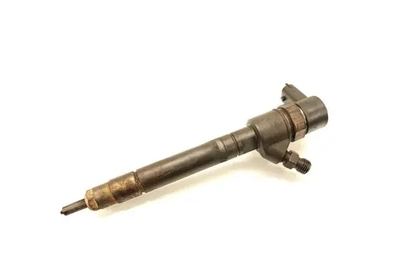 Fuel injector